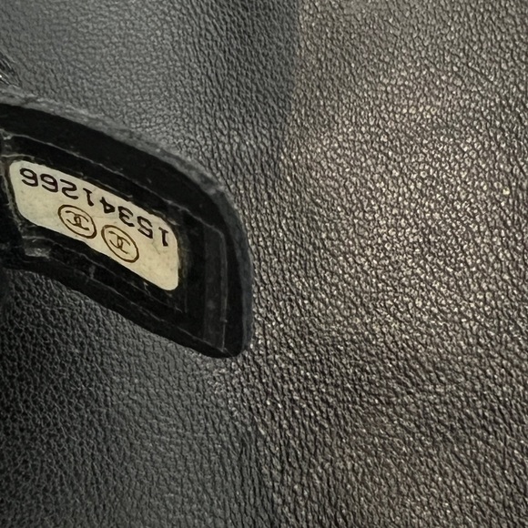 CHANEL In the Business Flap Bag - Picture 14 of 16